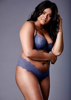Yamani Wallace